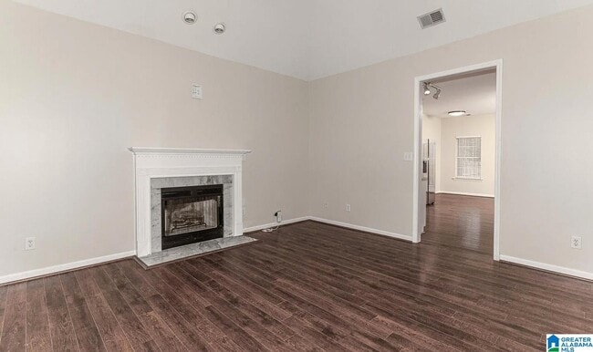 Building Photo - 115 Charlton Ln