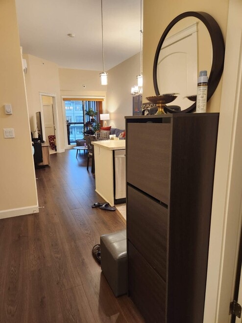 Building Photo - 20376 86 Av