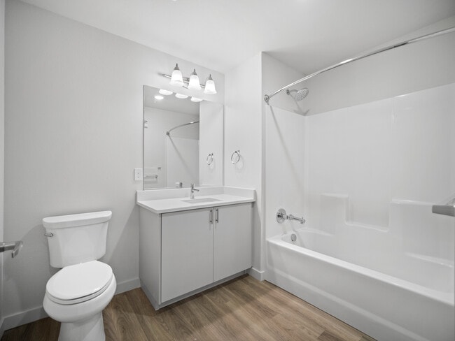 Building Photo - Sixty20 on 4th