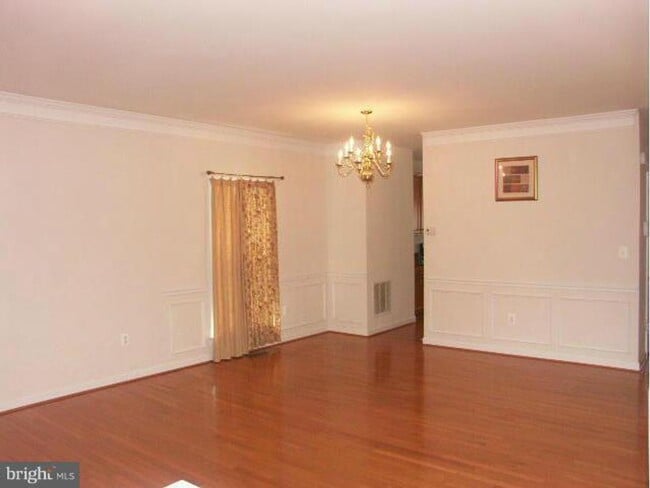 Building Photo - 18486 Quantico Gateway Dr