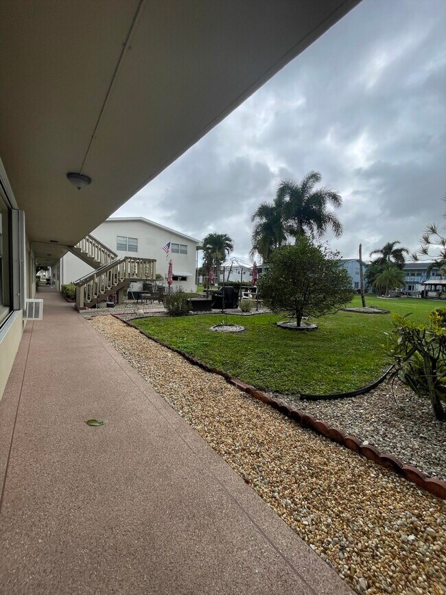 Foto del edificio - 172 Salisbury I