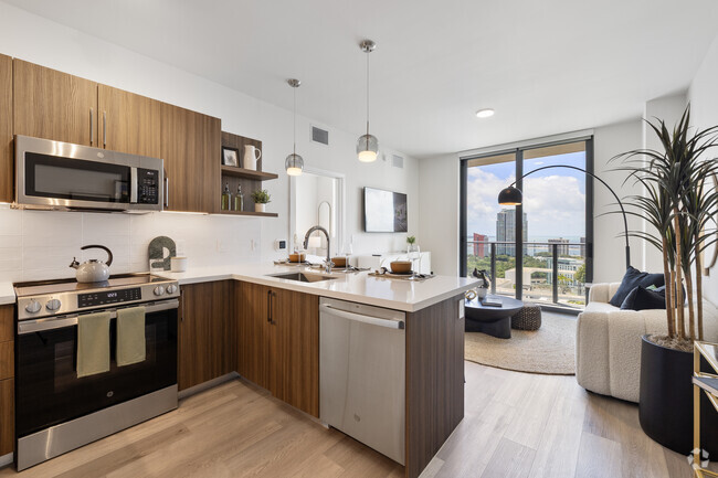 1BR, 1BA - 531 SF - Kitchen/Entrance - Magnus Brickell
