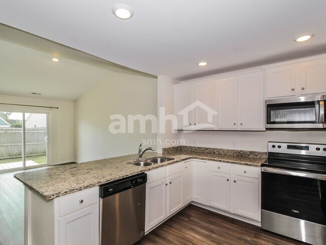 Foto del edificio - 1220 Dogwood Neck Dr