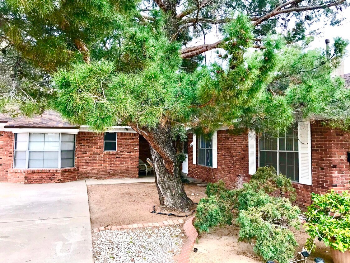 Primary Photo - 9426 Turrentine Dr