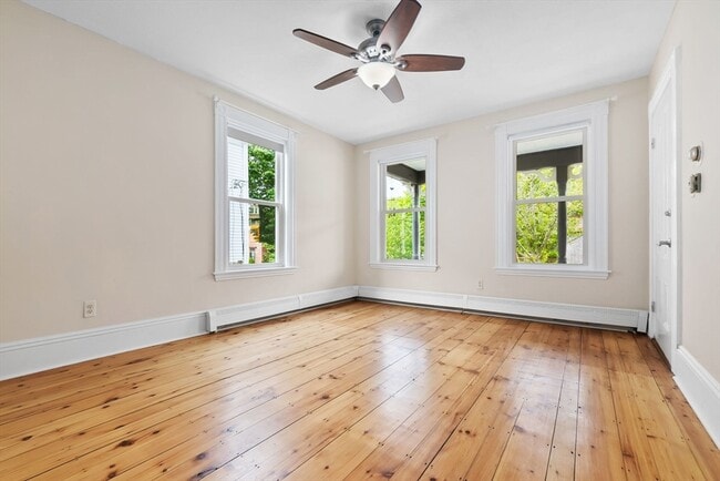 Building Photo - 17 Lothrop St