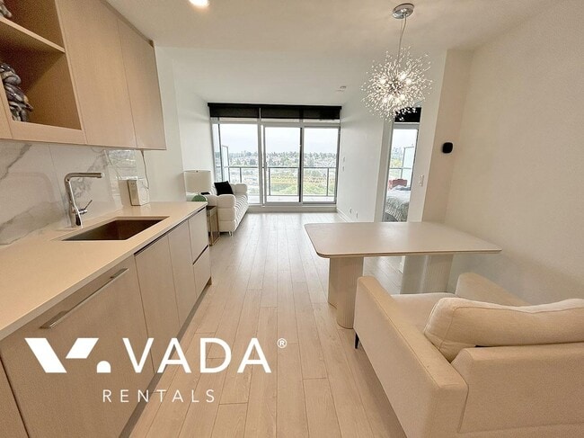 Building Photo - Concord Brentwood Hillside East Furnished ...