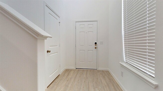 Foto del edificio - 23422 Honey Spade Rd