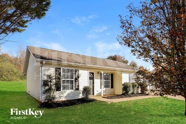 Building Photo - 5685 Cottage Ln