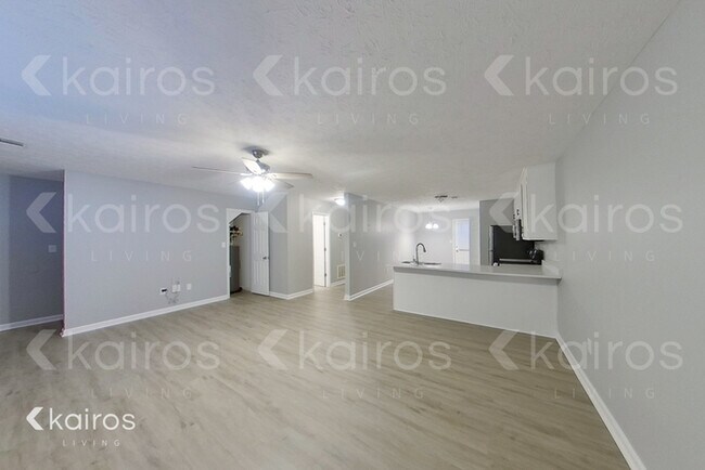 Foto del edificio - 217 Fawn Dr