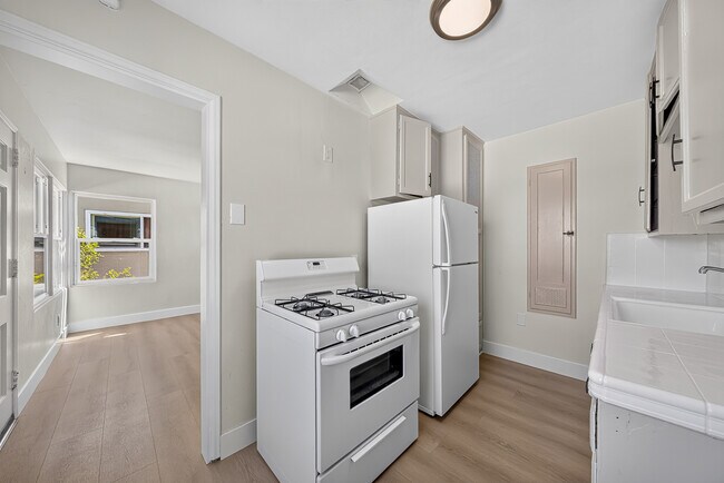 Foto del edificio - 3630 Highland Ave