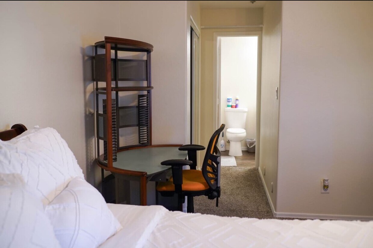 Foto principal - 5665 W Galveston St
