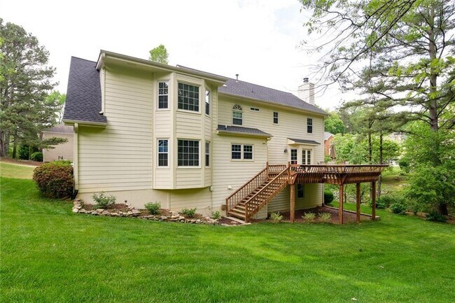 Building Photo - 2812 Regents Park Ln