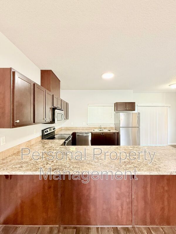 Foto del edificio - 12600 NE 49th St