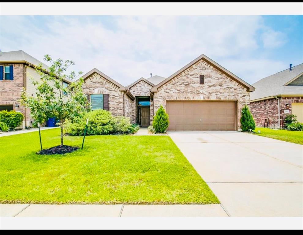 Foto principal - 29615 Benson Springs Ln