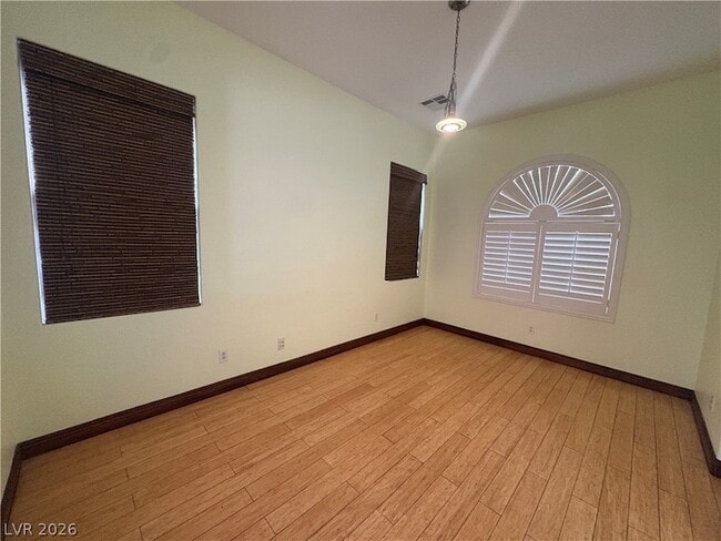 Foto del edificio - 7811 Stroh Ln