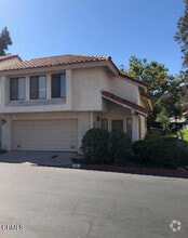 Building Photo - 702 Blue Oak Ave