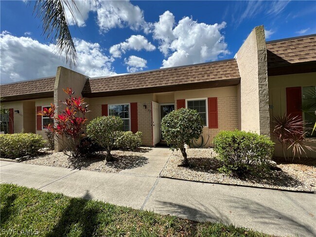 Foto del edificio - 6300 South Pointe Blvd