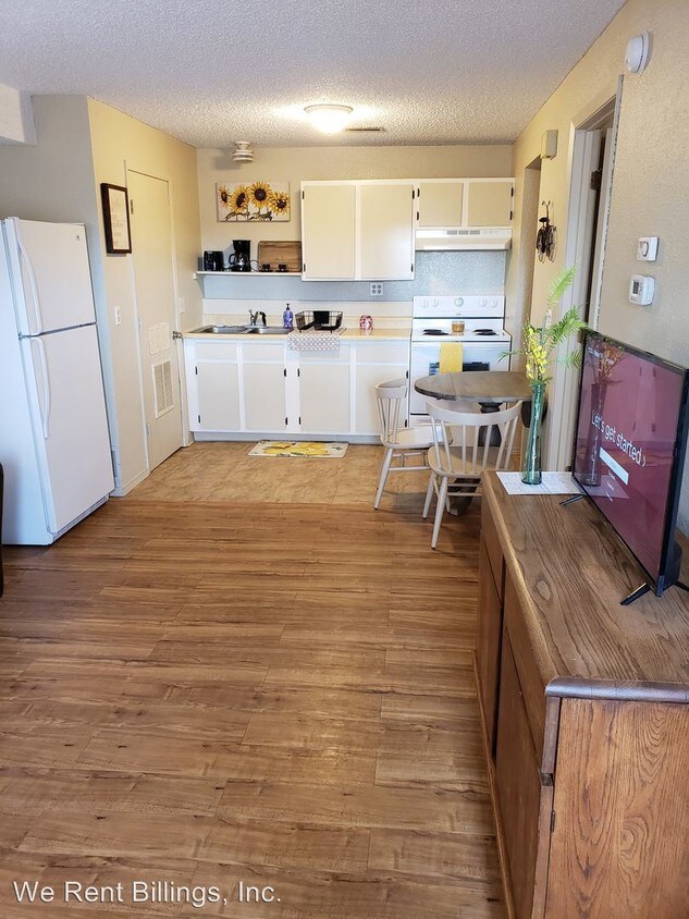 Foto principal - 1640 Vuecrest Dr
