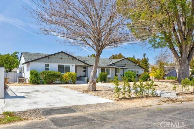 Primary Photo - 8801 Paso Robles Ave