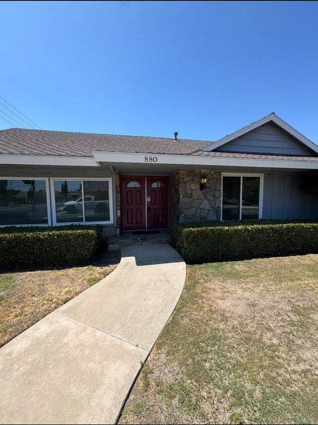 Primary Photo - Spacious 4-Bedroom Home in the Heart of Or...