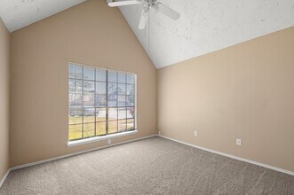 Building Photo - 6903 Foxcroft Ln