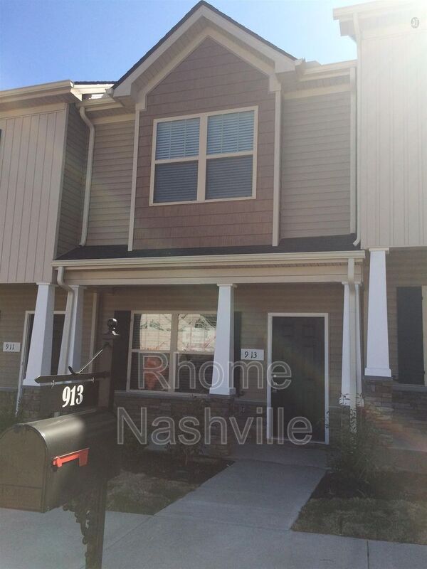 Photo - 913 Beavercreek Way