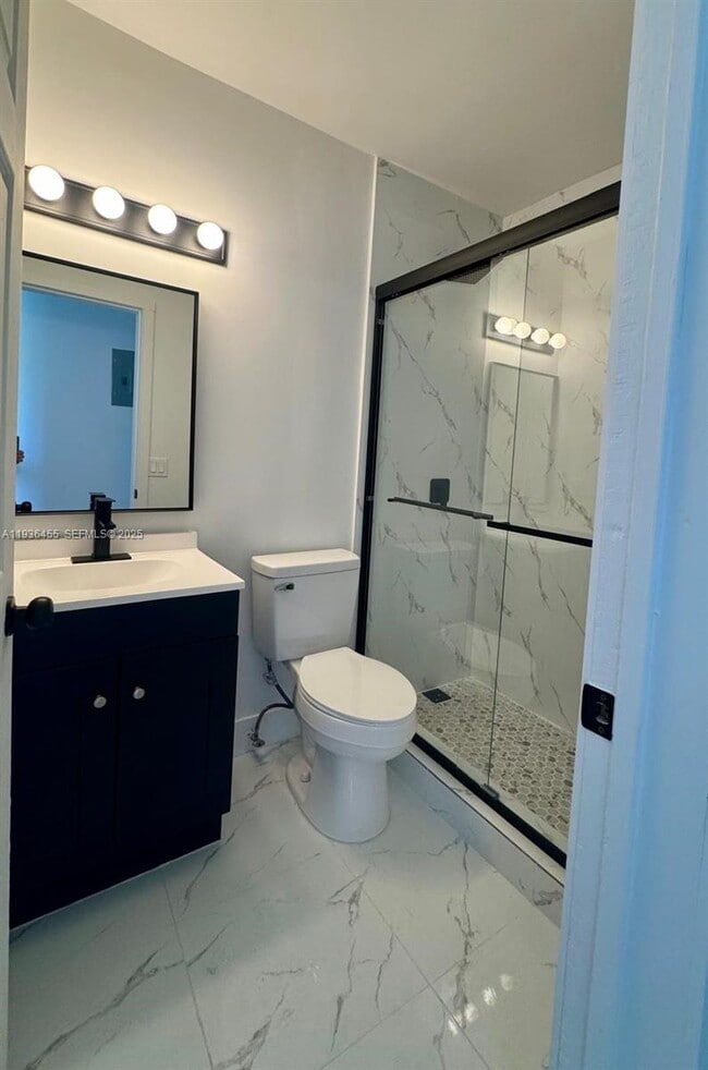 Foto del edificio - 7535 NE 2nd Ct