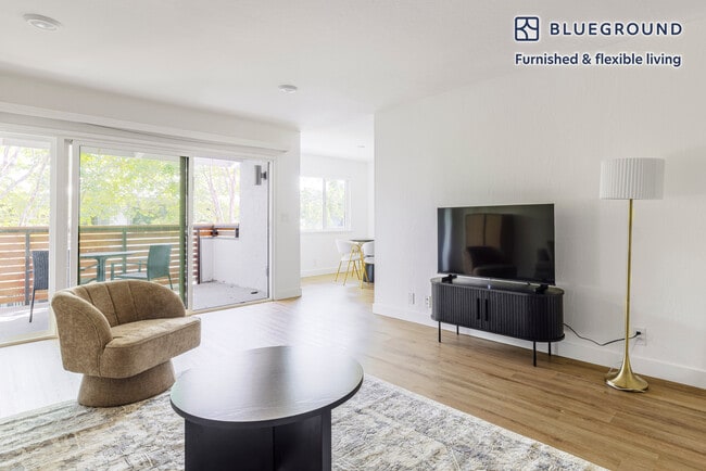 Foto del edificio - 20200 Lucille Ave