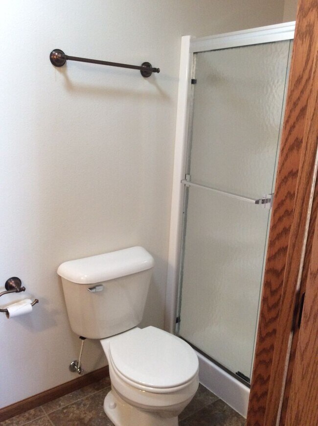 Foto del edificio - 2 bedroom, 2 bath Townhome