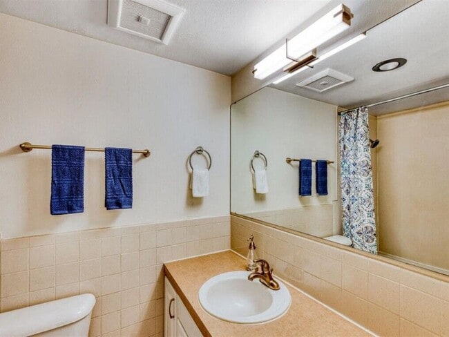 Building Photo - Irvington Apartments