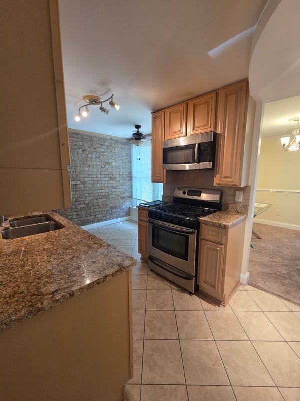 Building Photo - 3329 Huntley Sq Dr