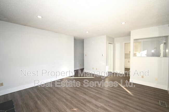 Photo du bâtiment - 282 Clarke Crescent