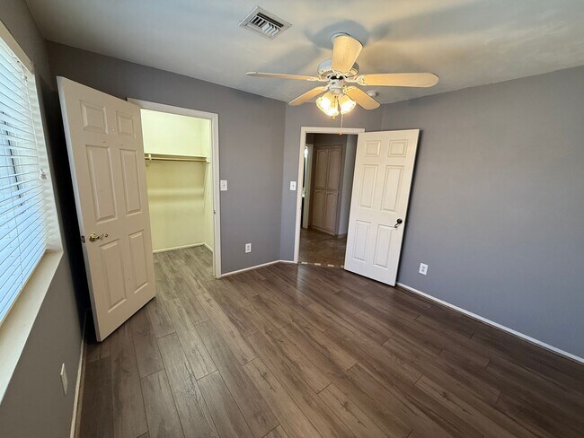 Foto del edificio - 4 Bedroom Pool Home in Rancho Sereno for Rent!