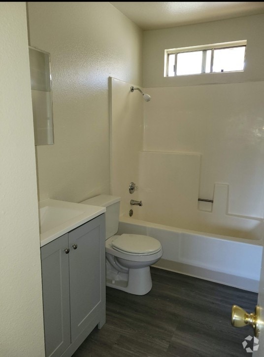 Building Photo - 15523 Barranca Way