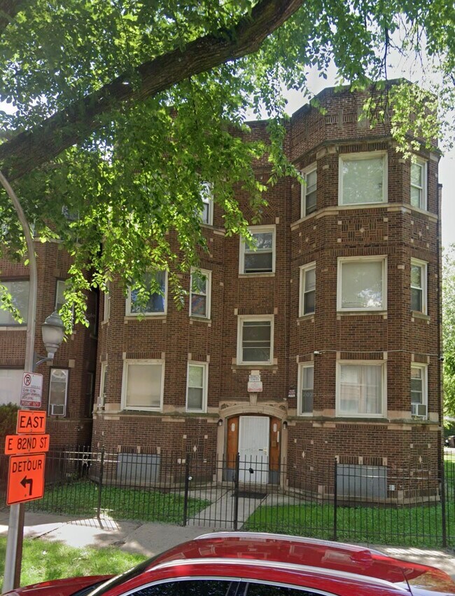 Foto del edificio - 8230 S Ellis Ave