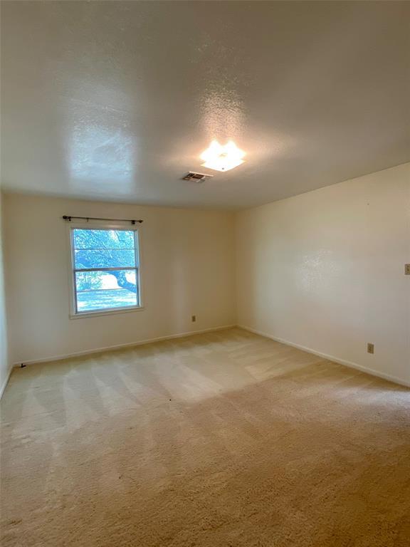 Building Photo - 717 TX-138