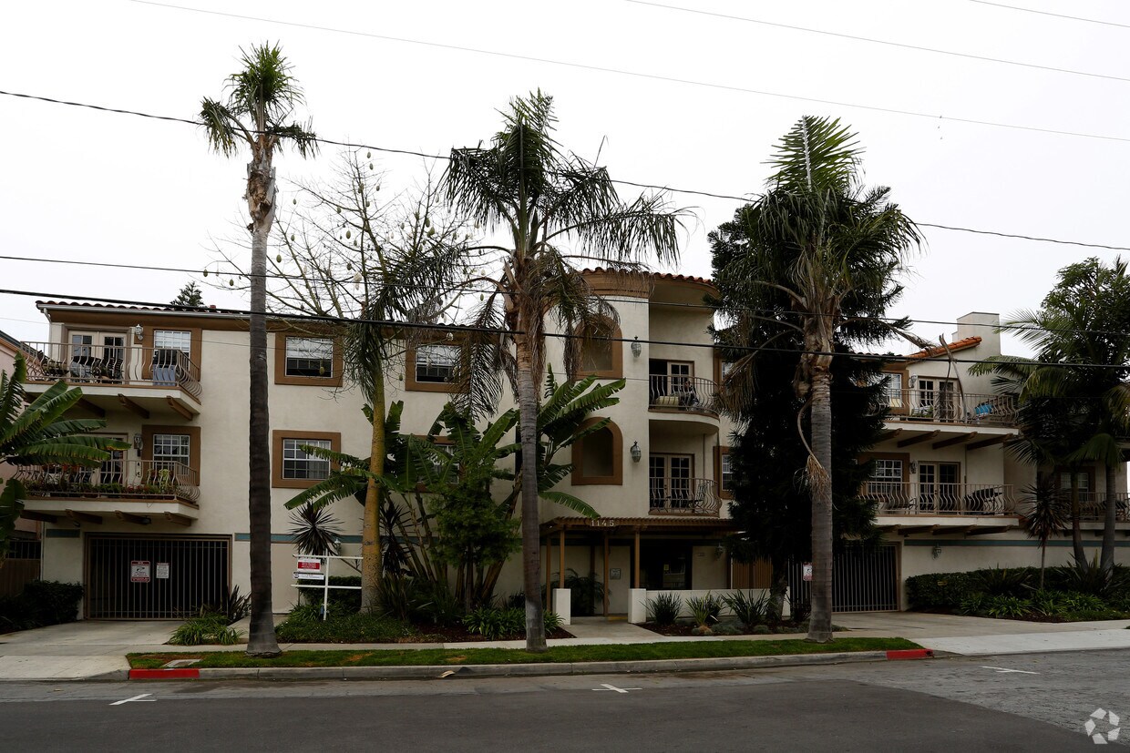 Foto del edificio - 1145 Roswell Ave