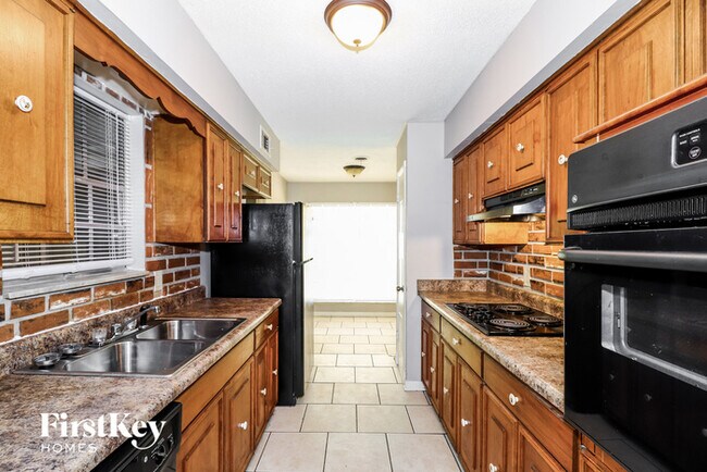 Building Photo - 5466 Rappahannock Dr