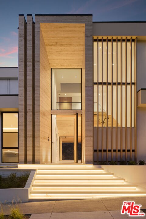 Building Photo - 2436 Jupiter Dr