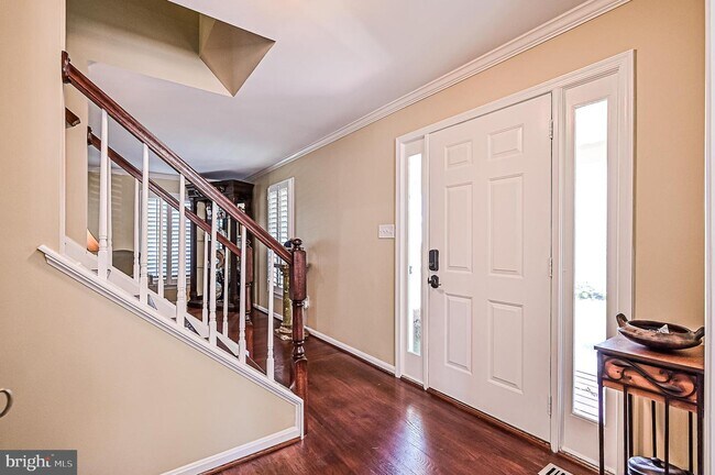 Foto del edificio - 6587 Forsythia St