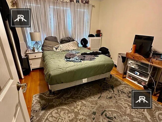 Building Photo - 3 bedroom in Brighton MA 02135