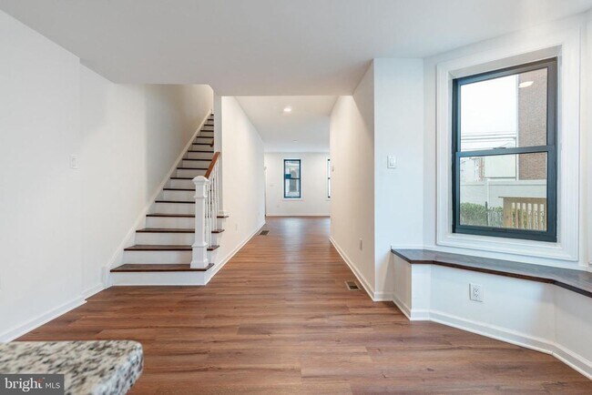 Foto del edificio - 32 E Elm St