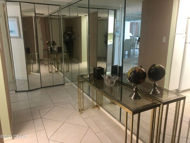 Foto del edificio - 2987 S Atlantic Ave