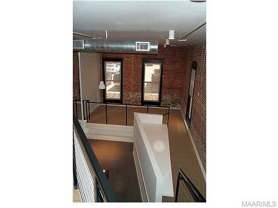 Foto del edificio - 246 N Court St