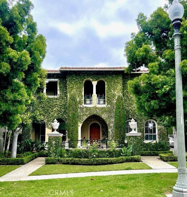 8 Landport, Newport Beach, CA 92660 House for Rent in Newport Beach