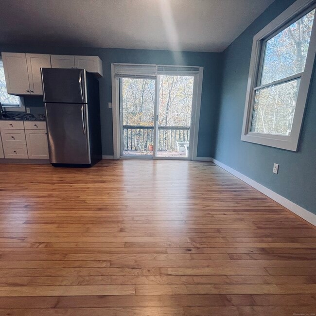 Foto del edificio - 205 Colonel Ledyard Hwy