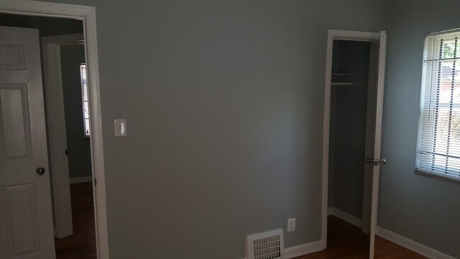 Building Photo - 16866 Monte Vista