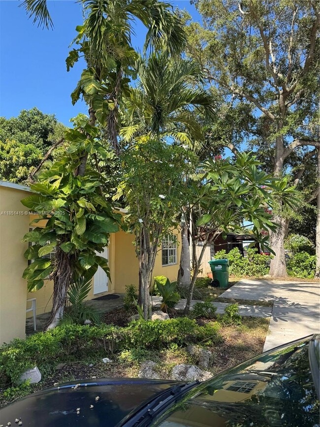 Foto del edificio - 1767 NW 93rd St