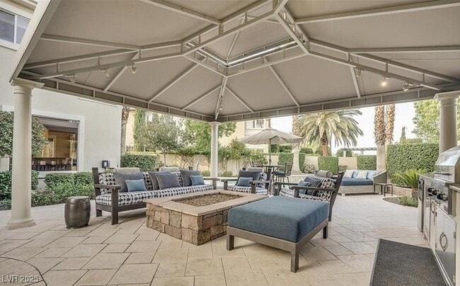 Building Photo - 1916 Redbird Crest Ln