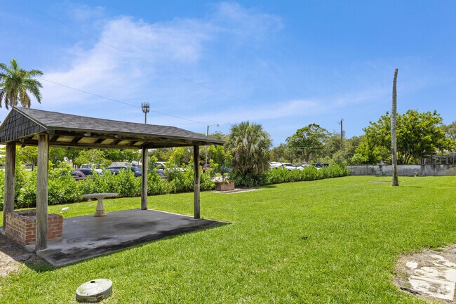 Mirador - Cypress Apartments
